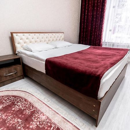 Mixx Hotel Karakol Esterno foto