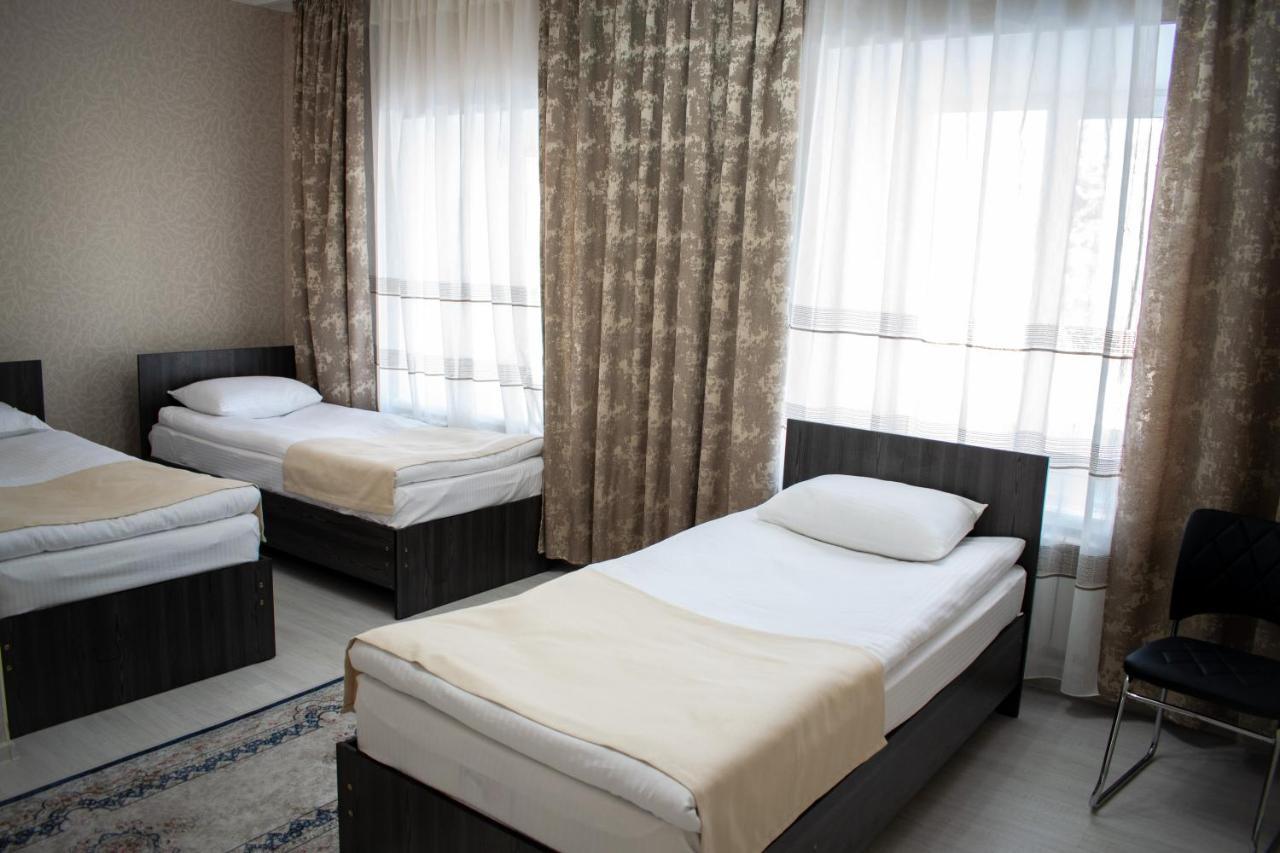 Mixx Hotel Karakol Esterno foto