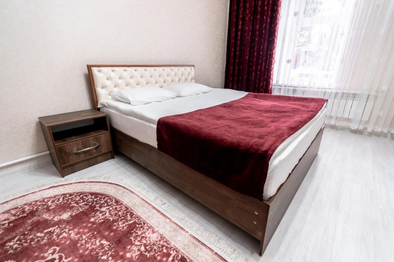 Mixx Hotel Karakol Esterno foto