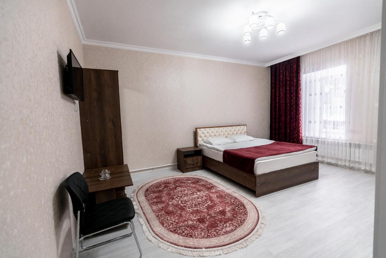 Mixx Hotel Karakol Esterno foto